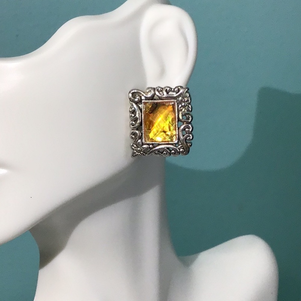 Vintage Silver Tone Resin Women Stud Earrings